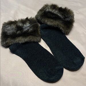 Faux Fur Trimmed Slipper socks